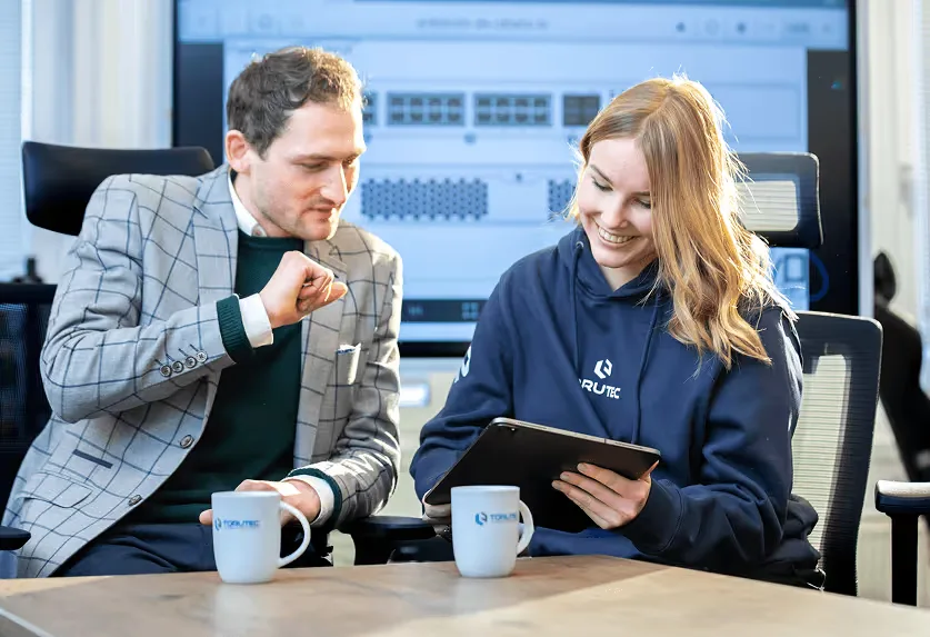 TORUTEC Experte bei der Infrastrukturanalyse vor Ort